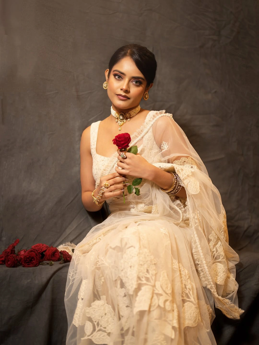 Riddhi Kumaar Stunning Looks in Prabhas Gifted White Saree