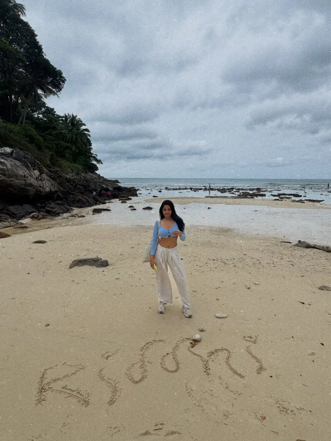 Riddhi Kumar is making a splash with hot photos on beach