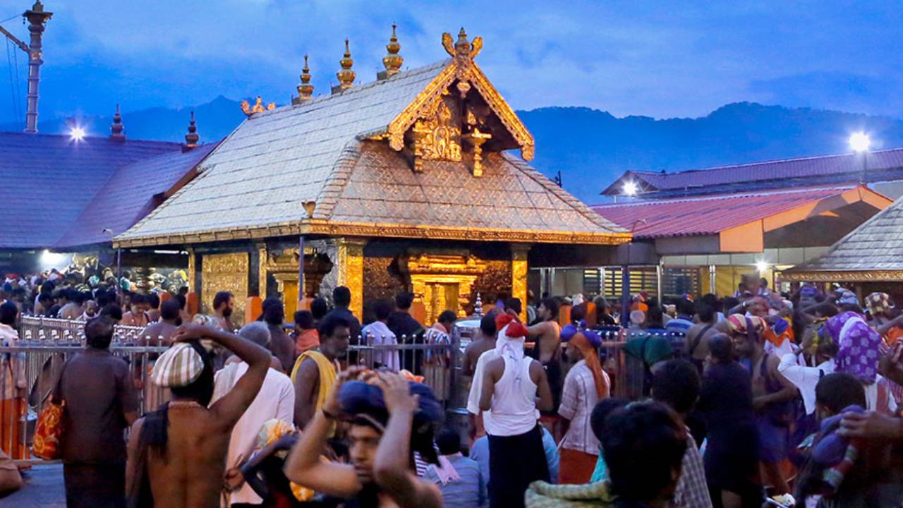 Sabarimala : శబరిమల టెంపుల్‌కు పోటెత్తిన భక్తులు.. ఇప్పటి వరకు ఎంతమంది దర్శించుకున్నారంటే?