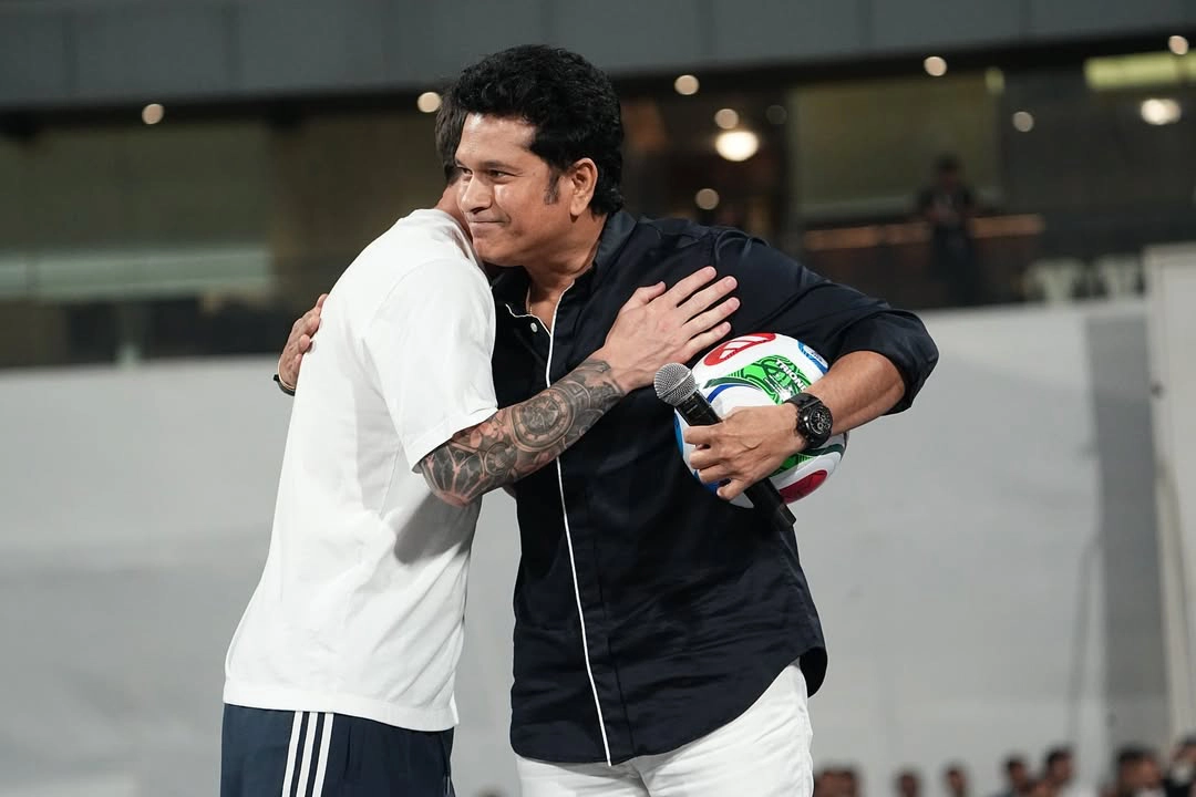 Sachin Tendulkar Meets Lionel Messi