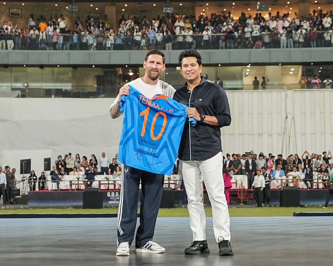 Sachin Tendulkar Meets Lionel Messi