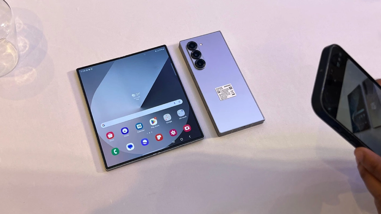 Samsung Galaxy Z Fold 6
