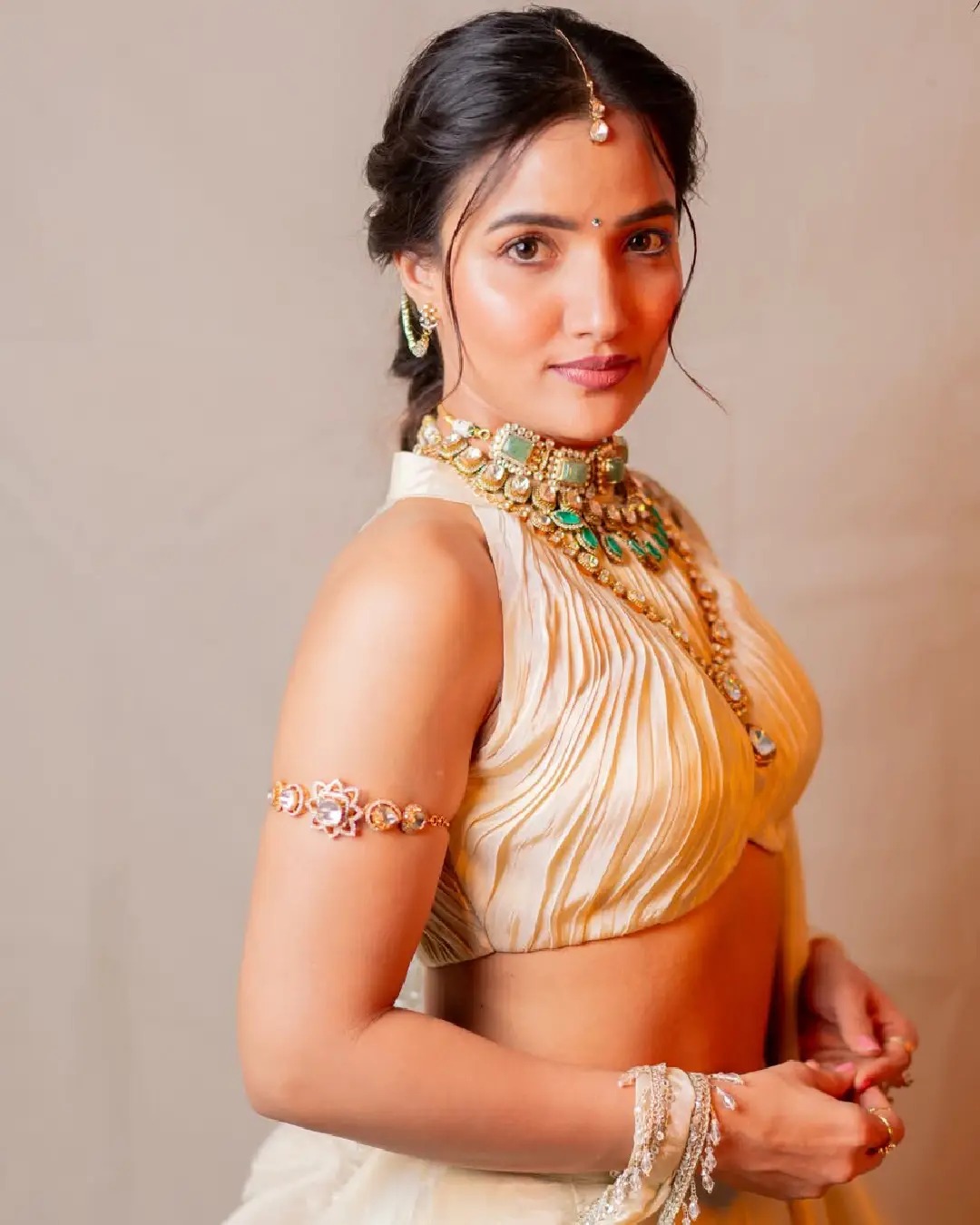 Social media fame Siri Hanumanth latest photos (1)