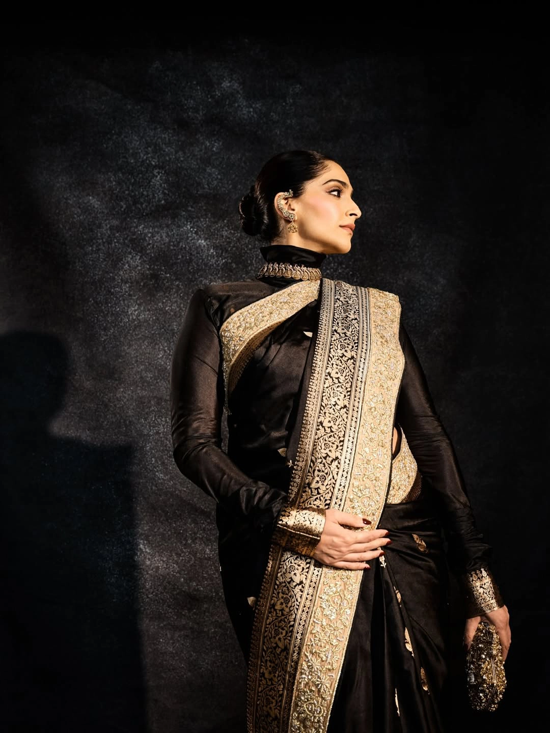 Sonam Kapoor Baby Bump Photos