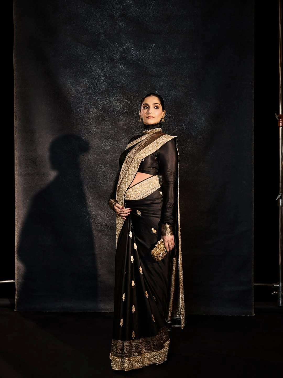 Sonam Kapoor Baby Bump Photos