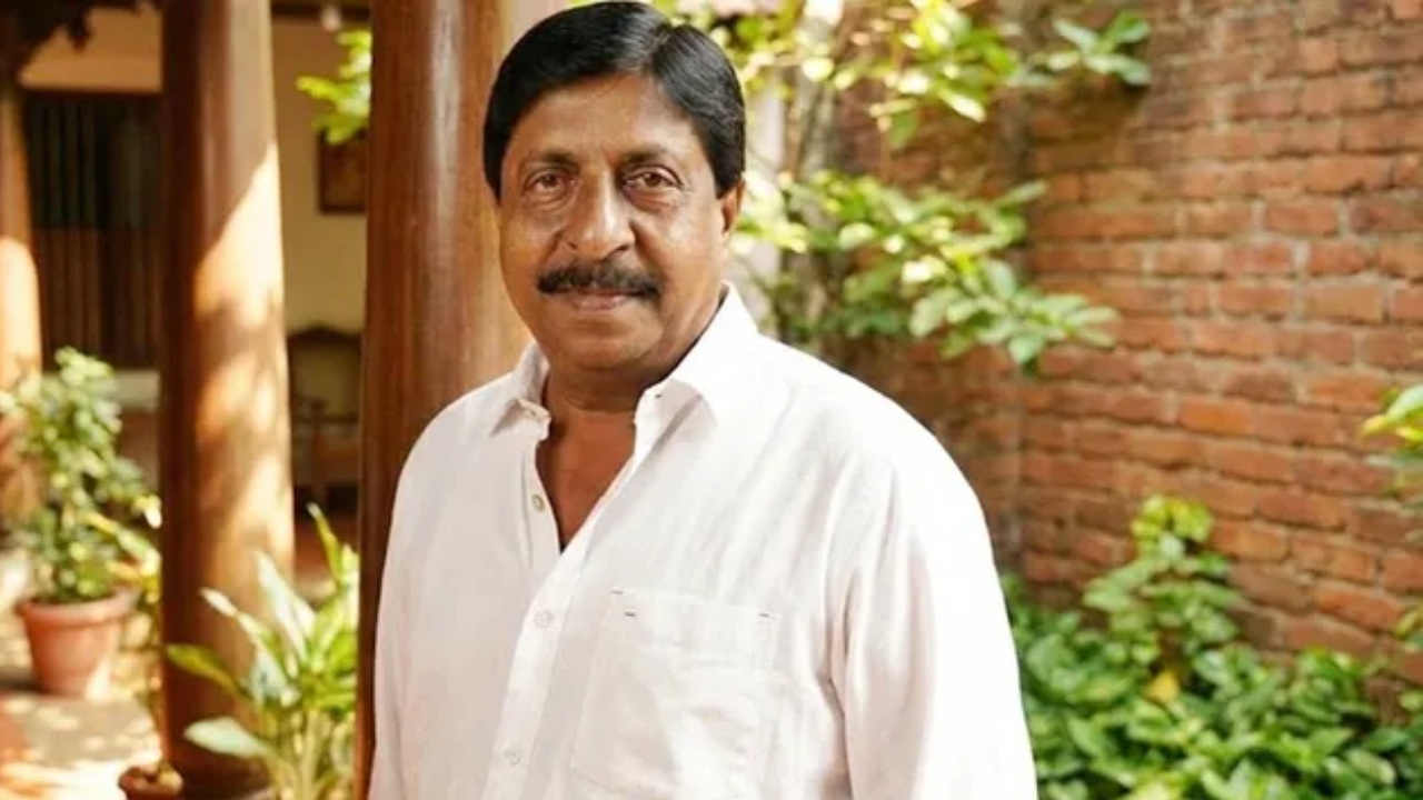 Sreenivasan : సినీ పరిశ్రమలో విషాదం.. స్టార్ నటుడు, రచయిత కన్నుమూత..