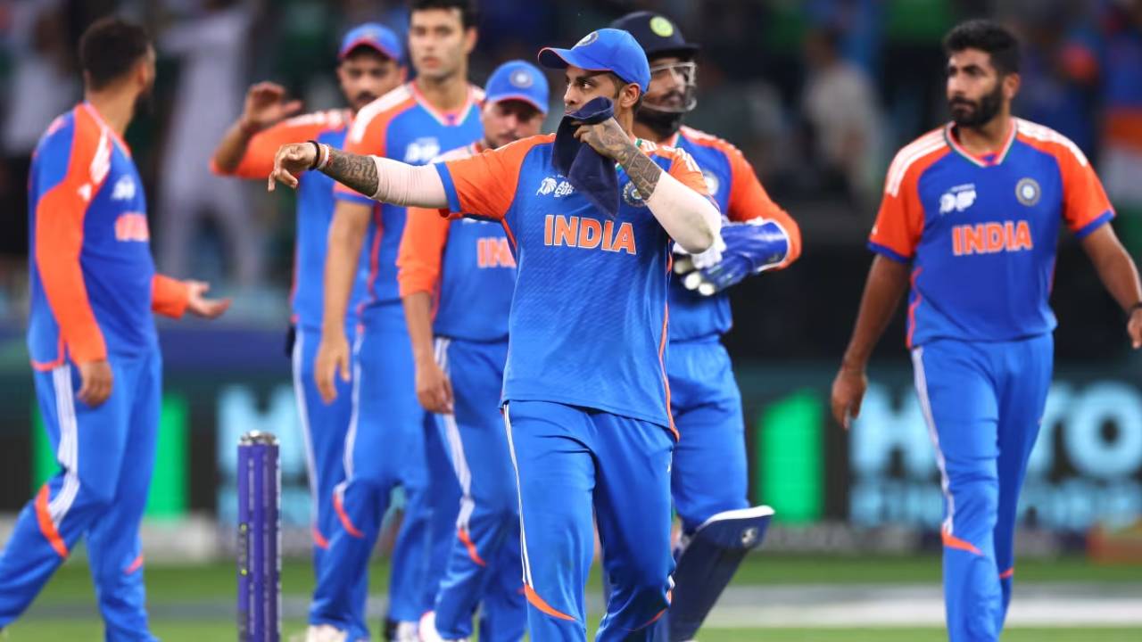 Teamindia Squad : రెండేళ్లు భారత జట్టుకు దూరం.. SMATలో వీరబాదుడు.. కట్‌చేస్తే.. టీ20 వరల్డ్ కప్ జట్టులో చోటు..