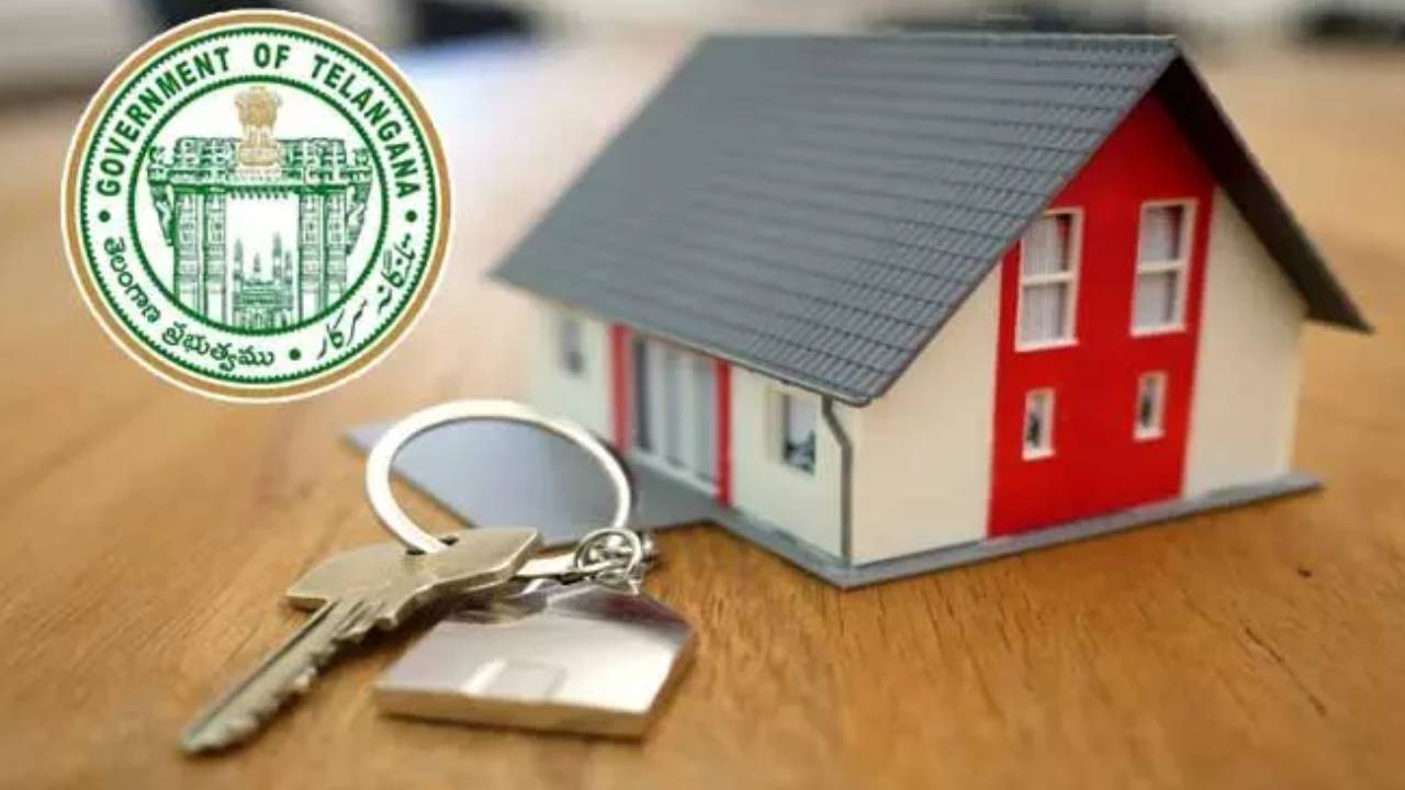 Telangana Govt : సొంతిల్లు కావాలనుకునే వారికి భారీ శుభవార్త.. హైదరాబాద్ సహా ఈ జిల్లాల్లో తక్కువ ధరకే సింగిల్ బెడ్ రూం ప్లాట్స్..