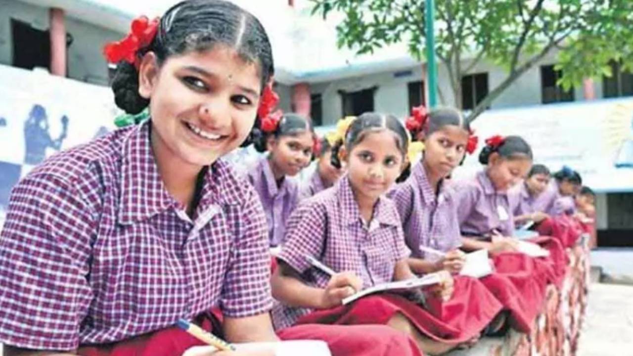 Telangana Govt : విద్యార్థులకు గుడ్‌న్యూస్.. తెలంగాణ సర్కార్ కీలక నిర్ణయం.. వచ్చే ఏడాది నుంచి అమల్లోకి..