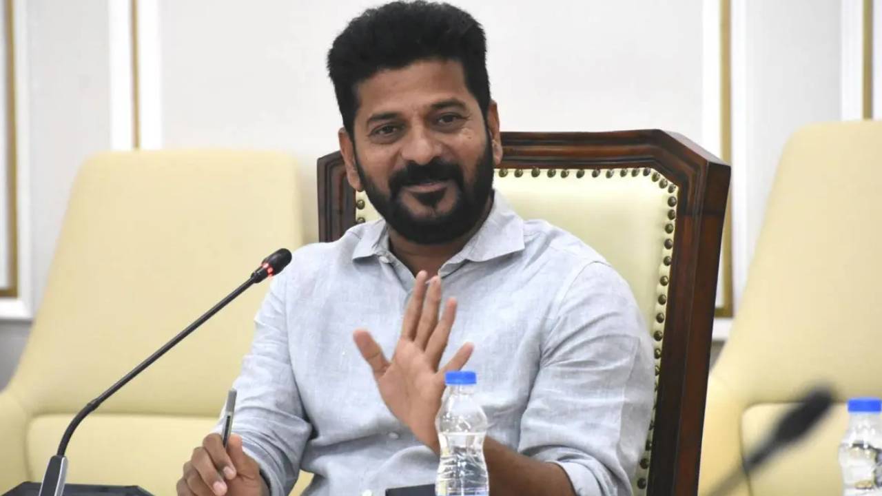 Telangana Govt : తెలంగాణ సర్కార్ కీలక నిర్ణయం.. నాలుగు కమిషనరేట్లు ఏర్పాటు.. ఫ్యూచర్ సిటీ సీపీగా సుధీర్ బాబు