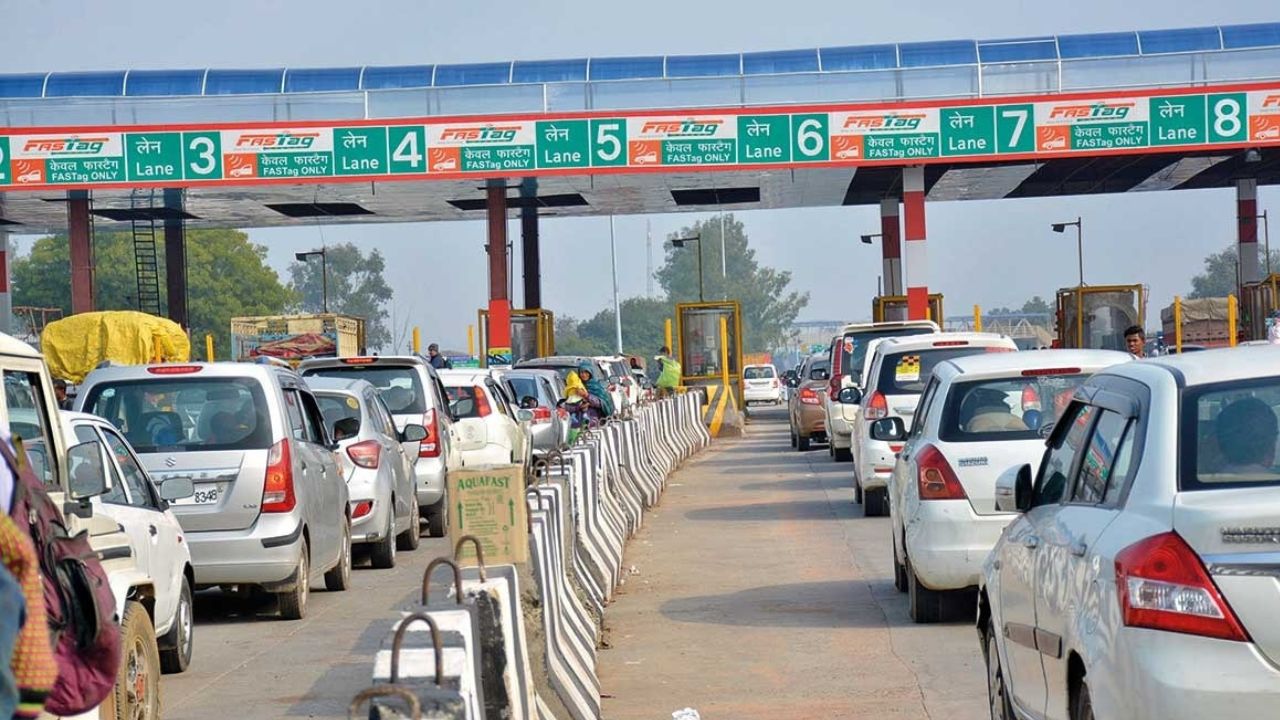 గుడ్‌న్యూస్‌.. టోల్‌ప్లాజాల వద్ద ఒక్క సెకన్‌ కూడా ఆగాల్సిన పనిలేదు