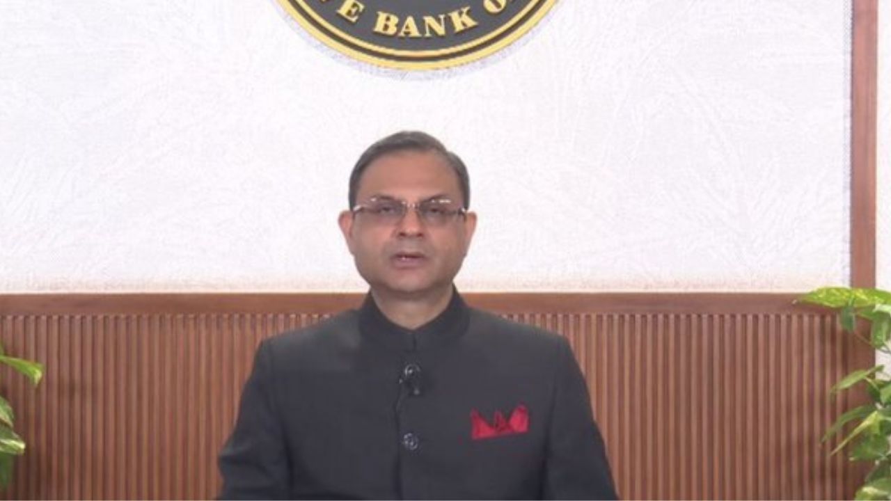 RBI: గుడ్‌న్యూస్‌.. రెపో రేటు తగ్గింది.. EMIలు తగ్గుతాయ్‌..