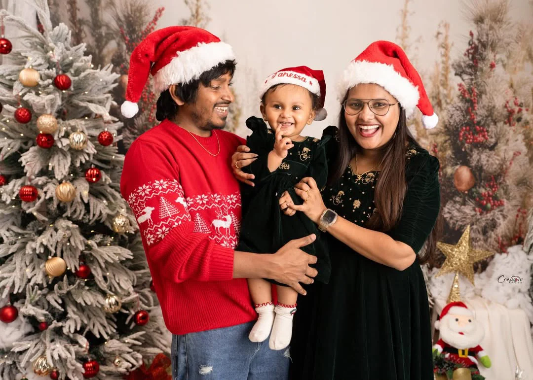 Jabardasth Yadamma Raju Christmas Celebrations with Family