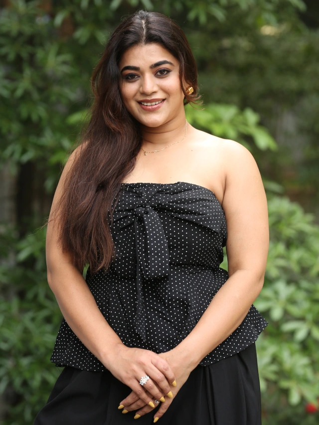 Yamini Bhaskar Cute Chubby Looks