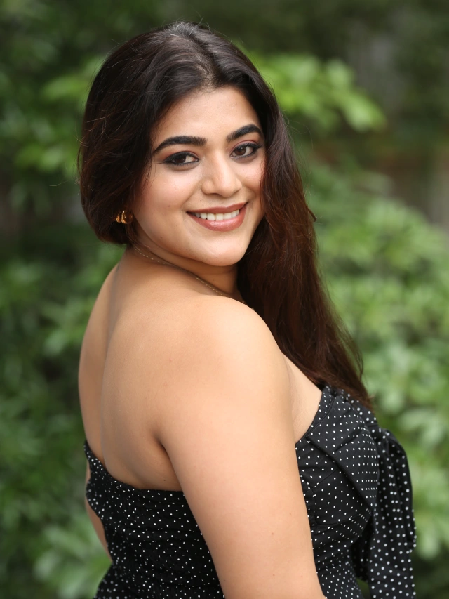 Yamini Bhaskar Cute Chubby Looks