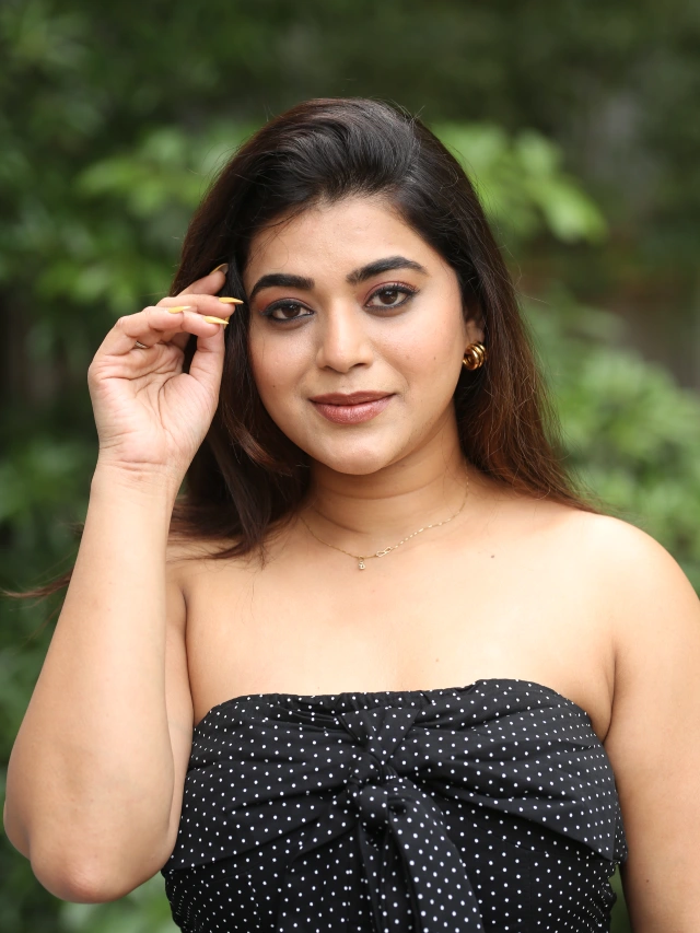 Yamini Bhaskar Cute Chubby Looks