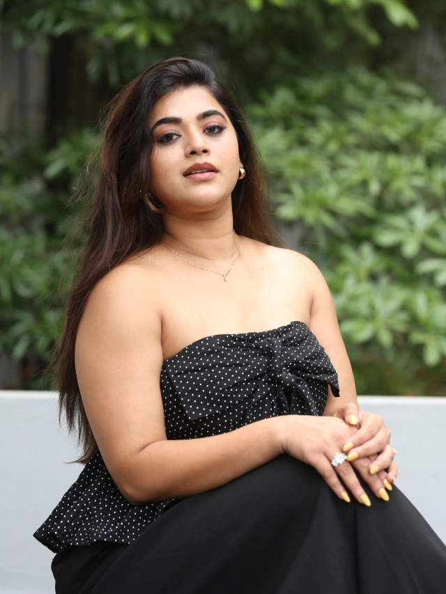 Yamini Bhaskar Cute Chubby Looks