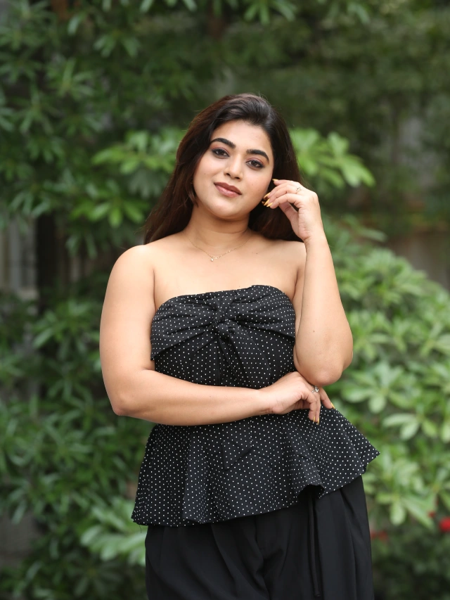 Yamini Bhaskar Cute Chubby Looks