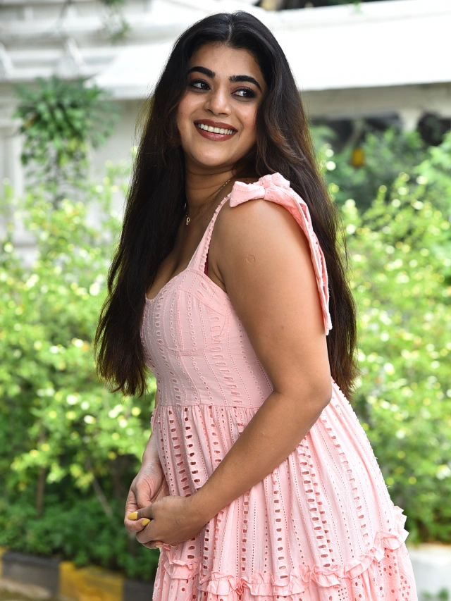 Yamini Bhaskar Cute Chubby Looks