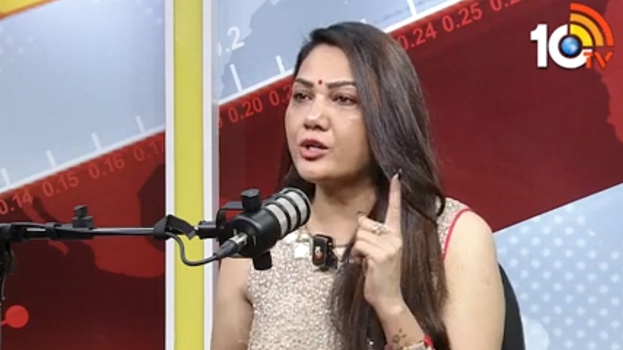 Actress Hema : నేనేమైనా టెర్రరిస్ట్ నా.. మీడియా వల్లే అరెస్ట్ అయ్యాను.. నా కూతురు చాలా సఫర్ అయింది..