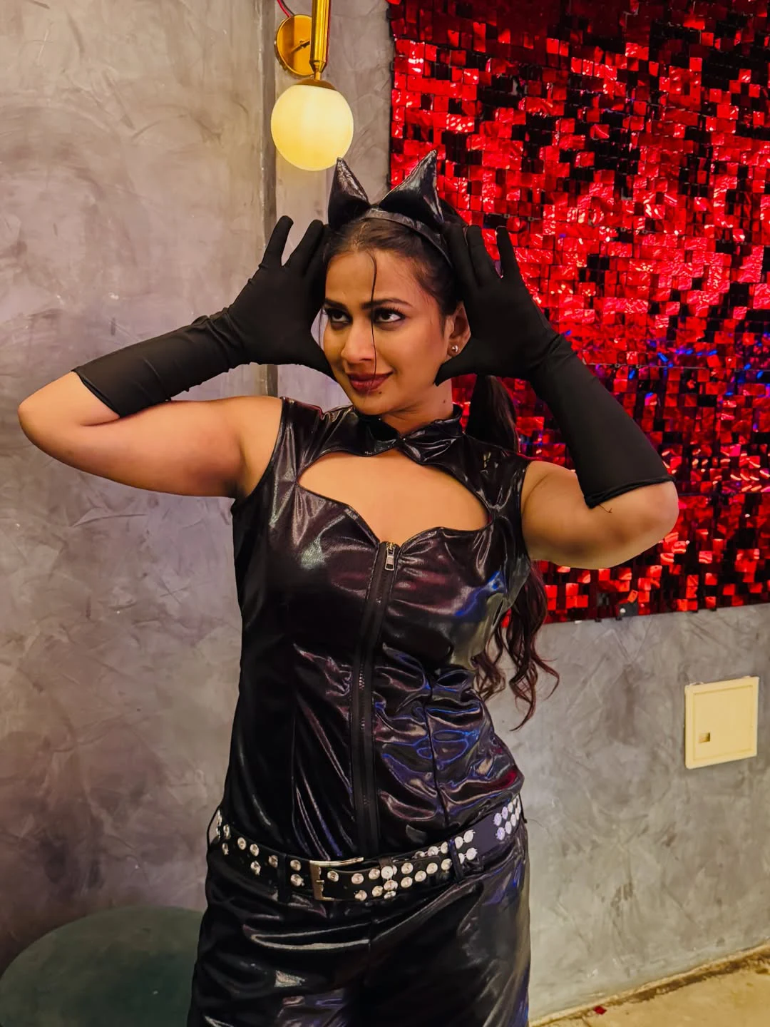 Inaya Sulthana Working Stills form Aha Web Series 3 Roses