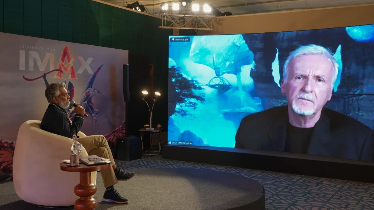 Rajamouli : ఇండియాలో ‘అవతార్’ ప్రమోషన్స్ చేస్తున్న రాజమౌళి.. జేమ్స్ కామెరాన్ తో స్పెషల్ వీడియో ఇంటర్వ్యూ..