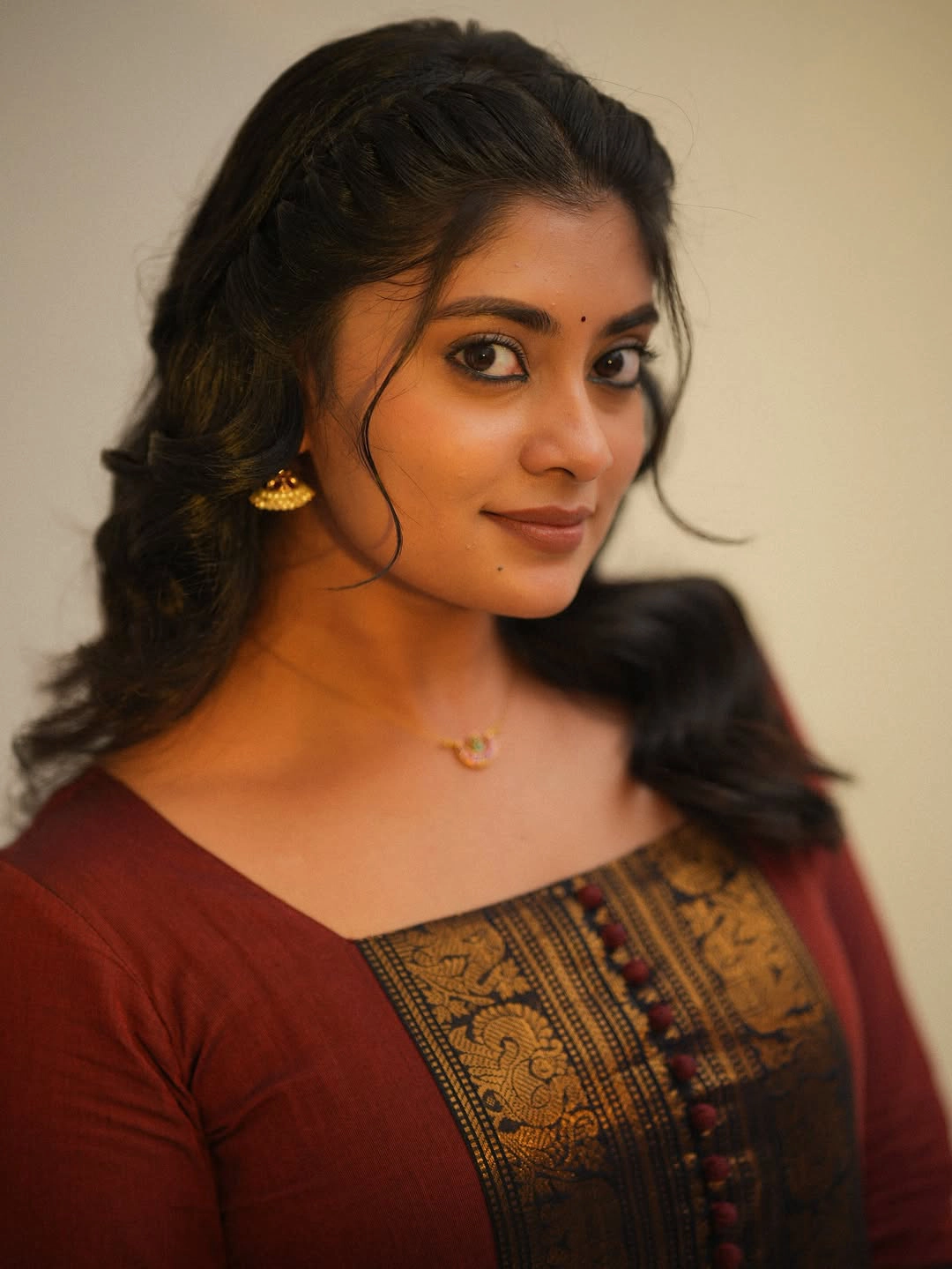 Ammu Abhirami Who Acted in Rajasaab Movie