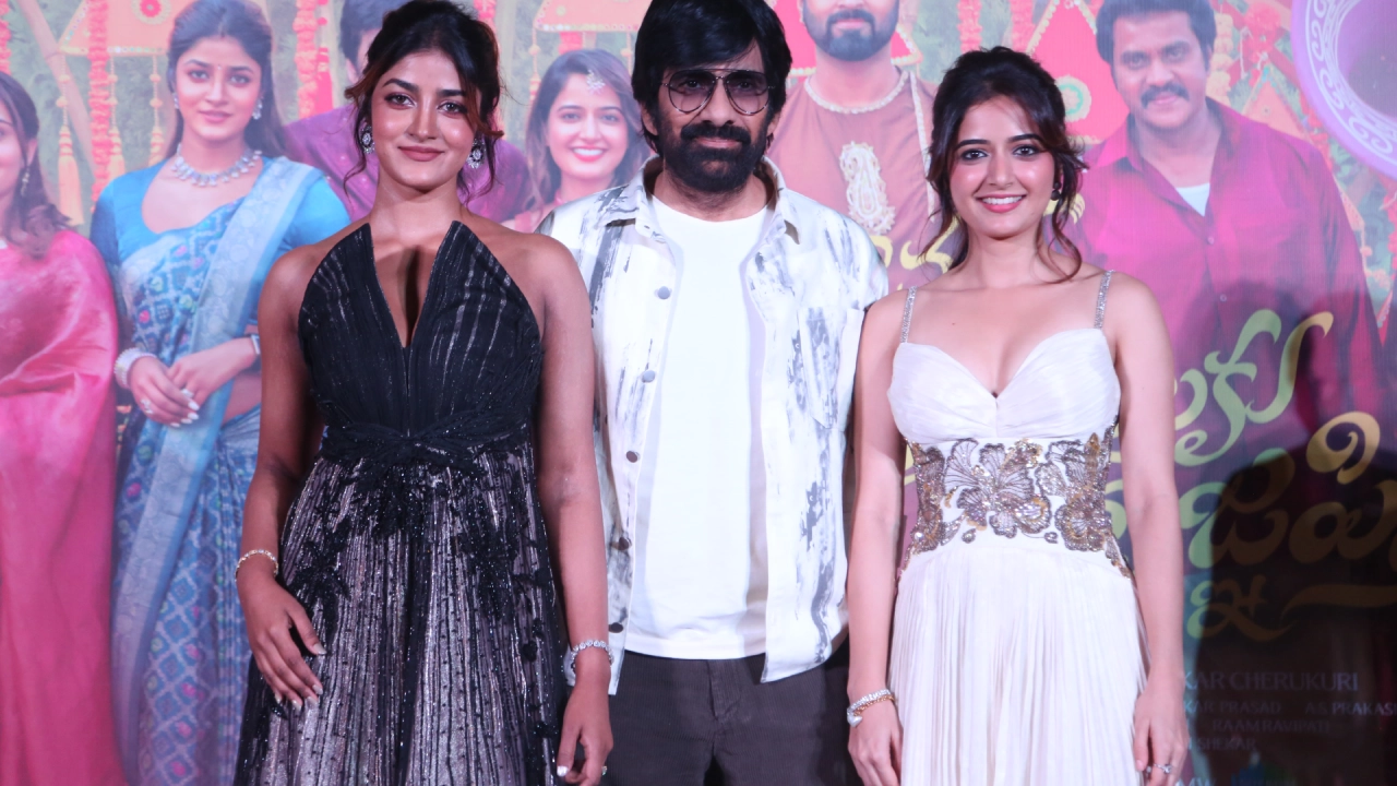 Bhartha Mahasayulaku Wignyapthi Trailer Event Photos