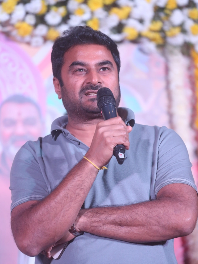 Bhartha Mahasayulaku Wignyapthi Trailer Event Photos