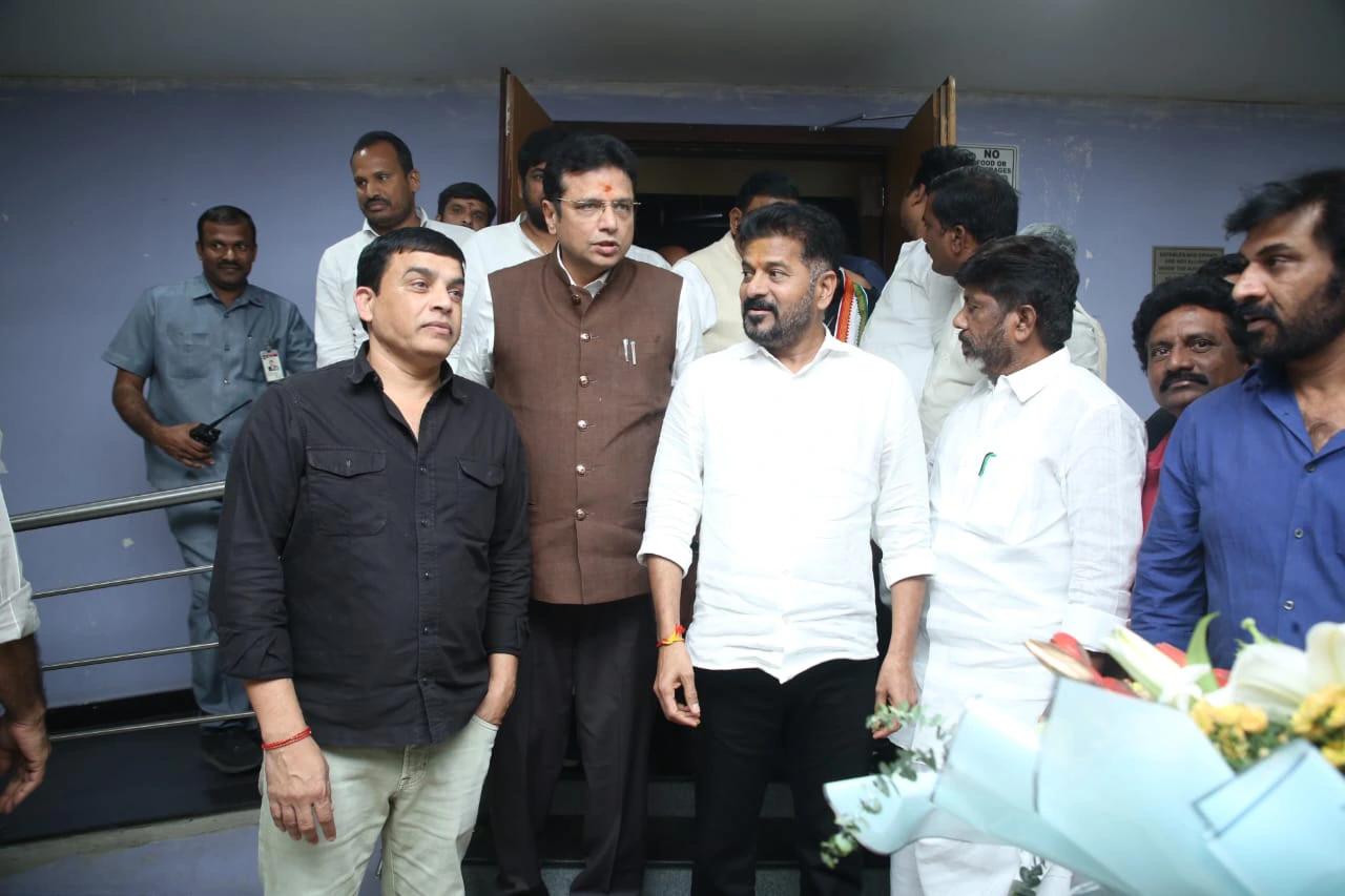 CM Revanth Reddy and Ministers Traveled in RTC Bus an Watched Phule Movie