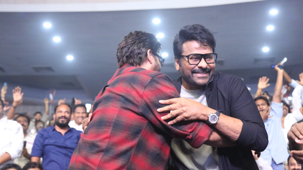 Chiranjeevi Venkatesh Enjoying in Mana Shankaravaraprasad Garu Pre Release Event
