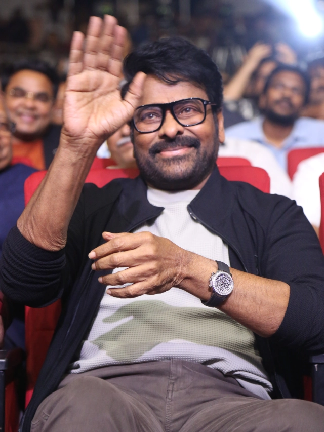 Chiranjeevi Venkatesh Enjoying in Mana Shankaravaraprasad Garu Pre Release Event