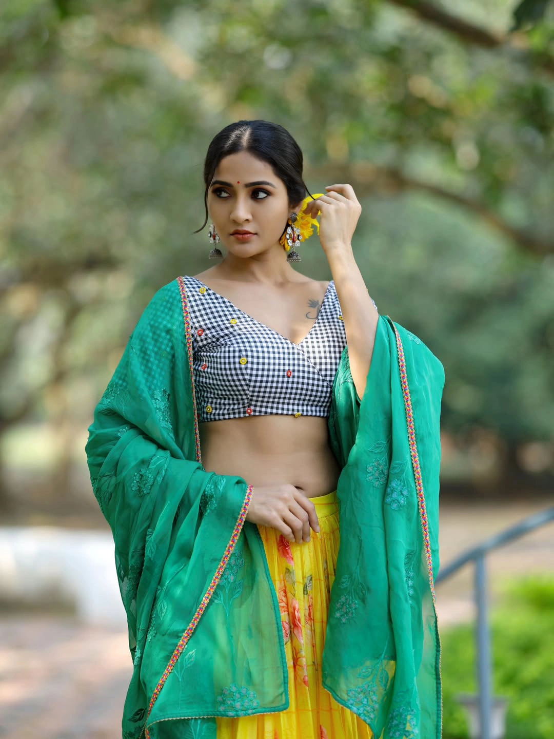 Gayathri Simhadri Karthika Deepam Serial Artist Photos