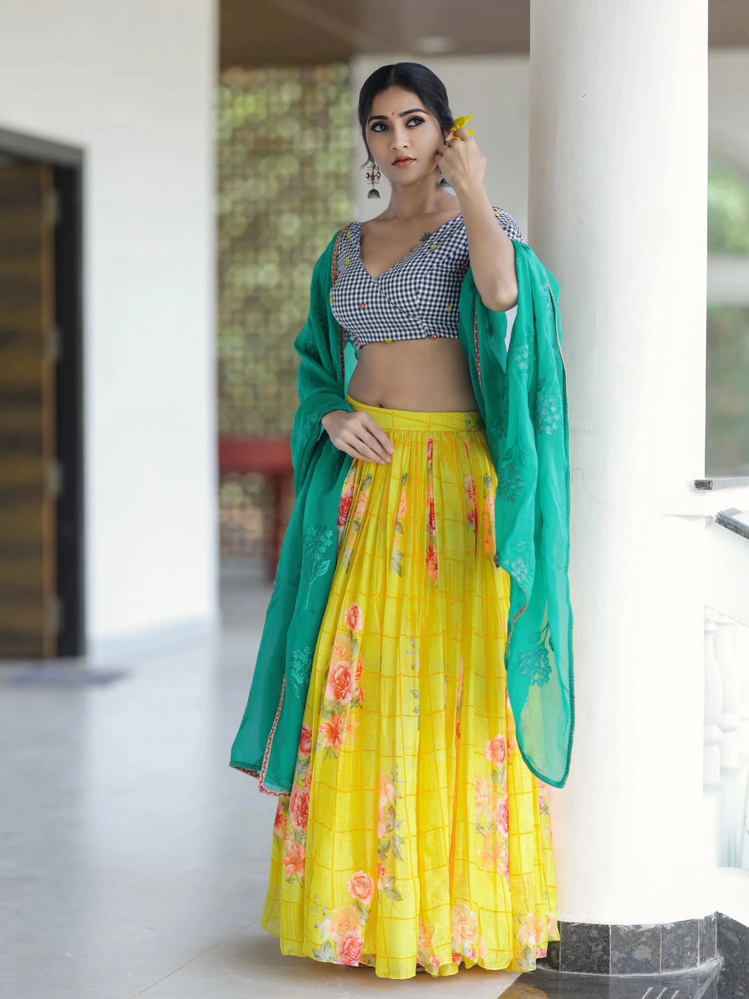 Gayathri Simhadri Karthika Deepam Serial Artist Photos