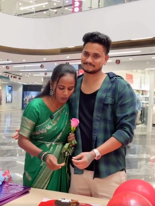 Jabardasth Faima Celebrate her Boyfriend Praveen Birthday
