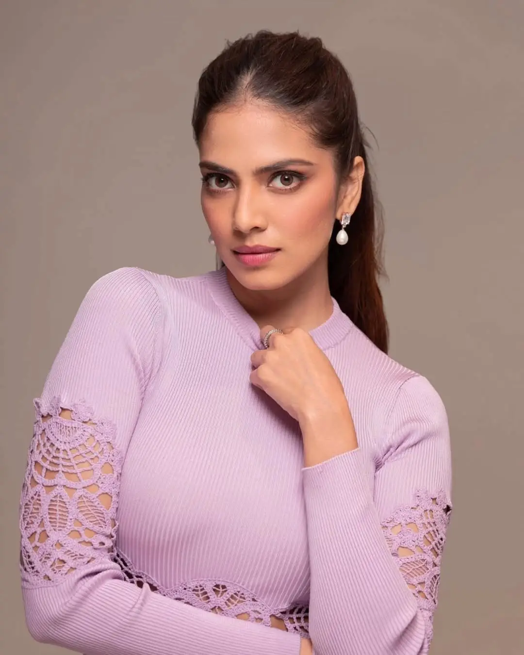 Raja Saab beauty Malavika Mohanan latest photos (1)