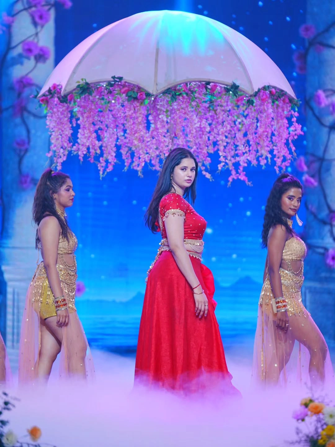 Ramya moksha Stunning Looks in Red Dress