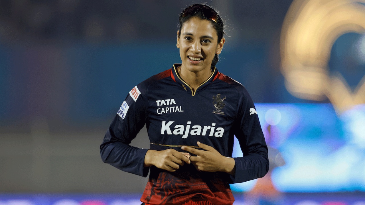 Smriti Mandhana : స్మృతి మంధాన‌కు చిరాకు తెప్పించిన కెమెరామెన్.. వీడియో వైర‌ల్‌..