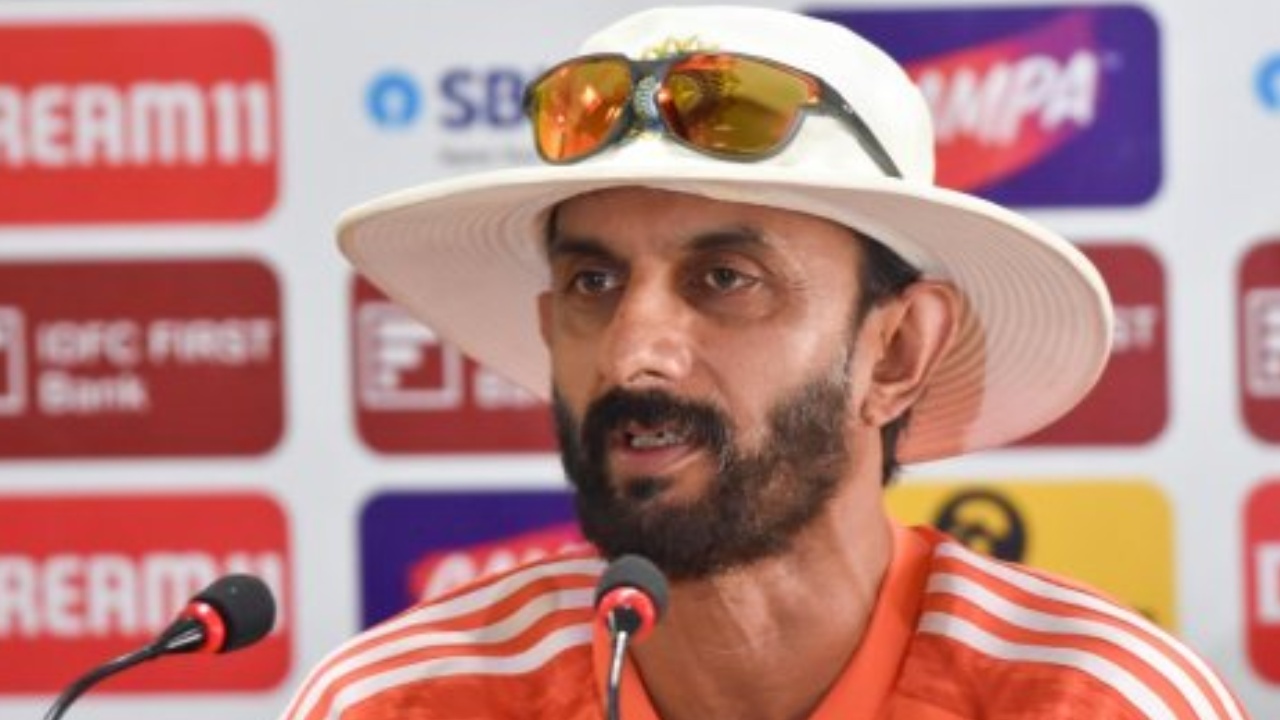 T20 World Cup 2026 : టీ20 ప్ర‌పంచ‌క‌ప్‌కు ముందు శ్రీలంక క్రికెట్ బోర్డు కీల‌క నిర్ణ‌యం.. బ్యాటింగ్ కోచ్‌గా భార‌త మాజీ ఆట‌గాడు