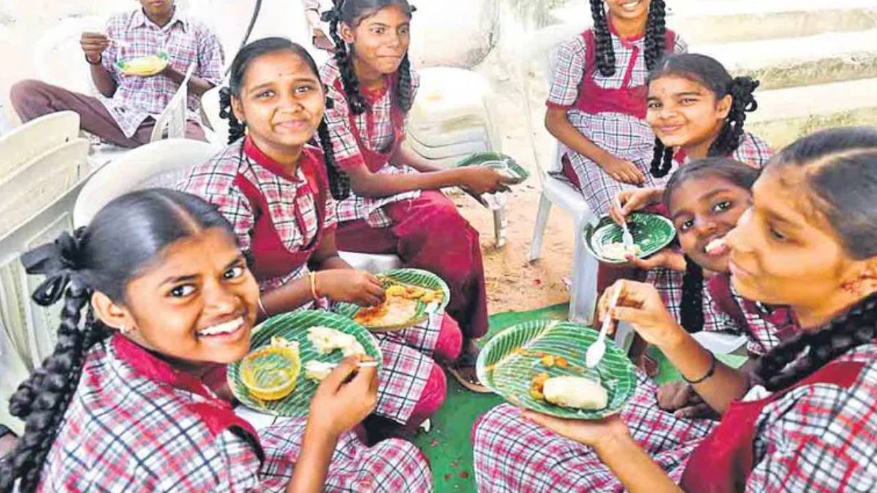 Telangana : తెలంగాణలోని టెన్త్ విద్యార్థులకు గుడ్‌న్యూస్.. సర్కార్ కీలక నిర్ణయం.. కానీ, 19రోజులే..!