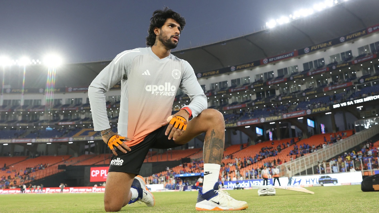 Tilak Varma : నాలుగు రోజుల్లోనే కోలుకుంటాడు.. ప్ర‌పంచ‌క‌ప్ కాదు.. కివీస్‌తో టీ20 సిరీస్‌కు తిల‌క్ వ‌ర్మ సిద్ధం.. హైద‌రాబాద్ కోచ్ కామెంట్స్..