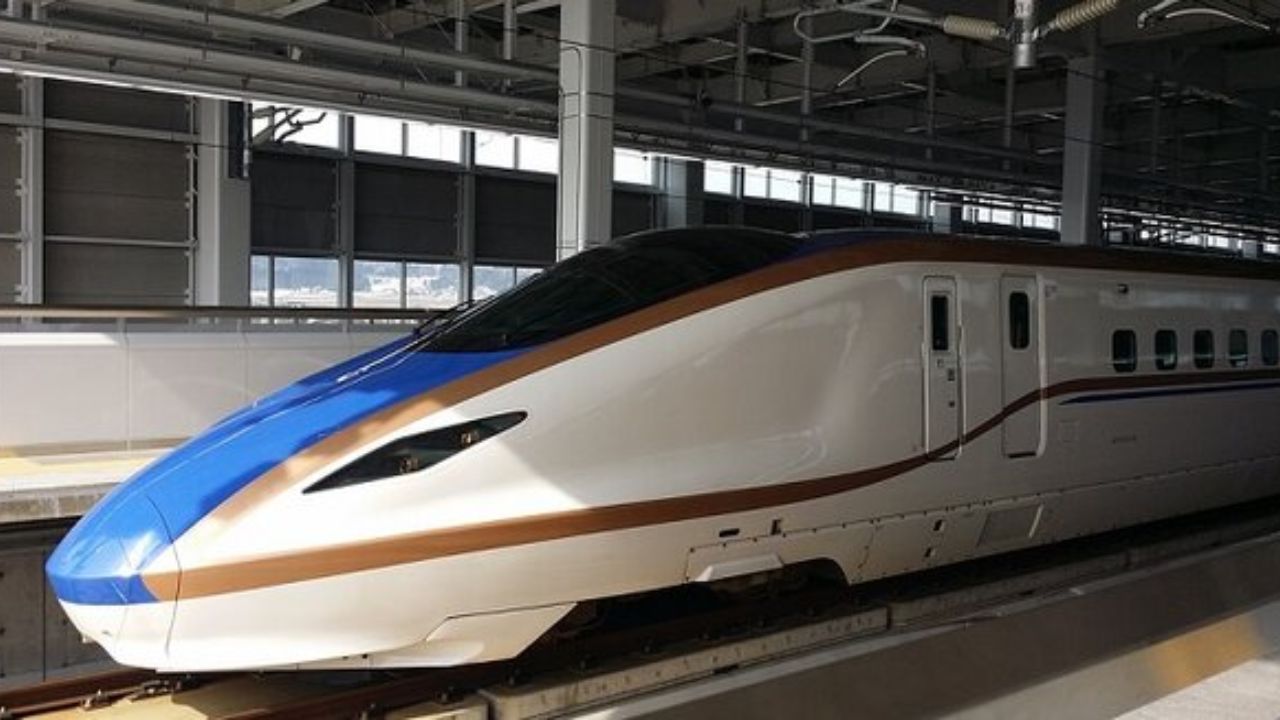 2 గంటల్లో 508 కి.మీ దూరం వెళ్లిపోవచ్చు.. ఆ రోజున బుల్లెట్ ట్రైన్‌ వచ్చేస్తోంది.. రైల్వే మంత్రి అశ్విని వైష్ణవ్ ప్రకటన