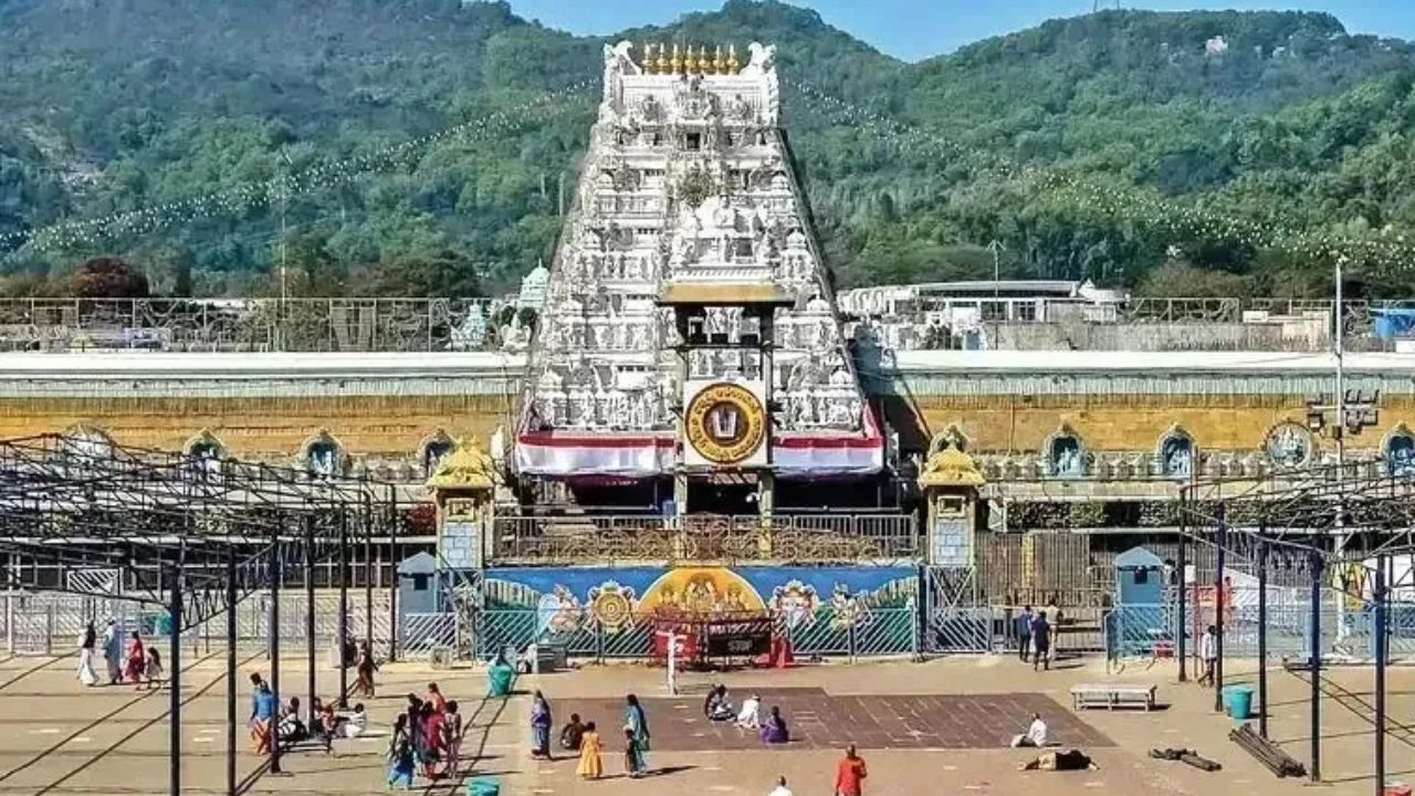 తిరుమలకు వెళ్లే భక్తులకు అలర్ట్.. 25న రథసప్తమి వేడుకలు.. పలు సేవలు, దర్శనాలు రద్దు