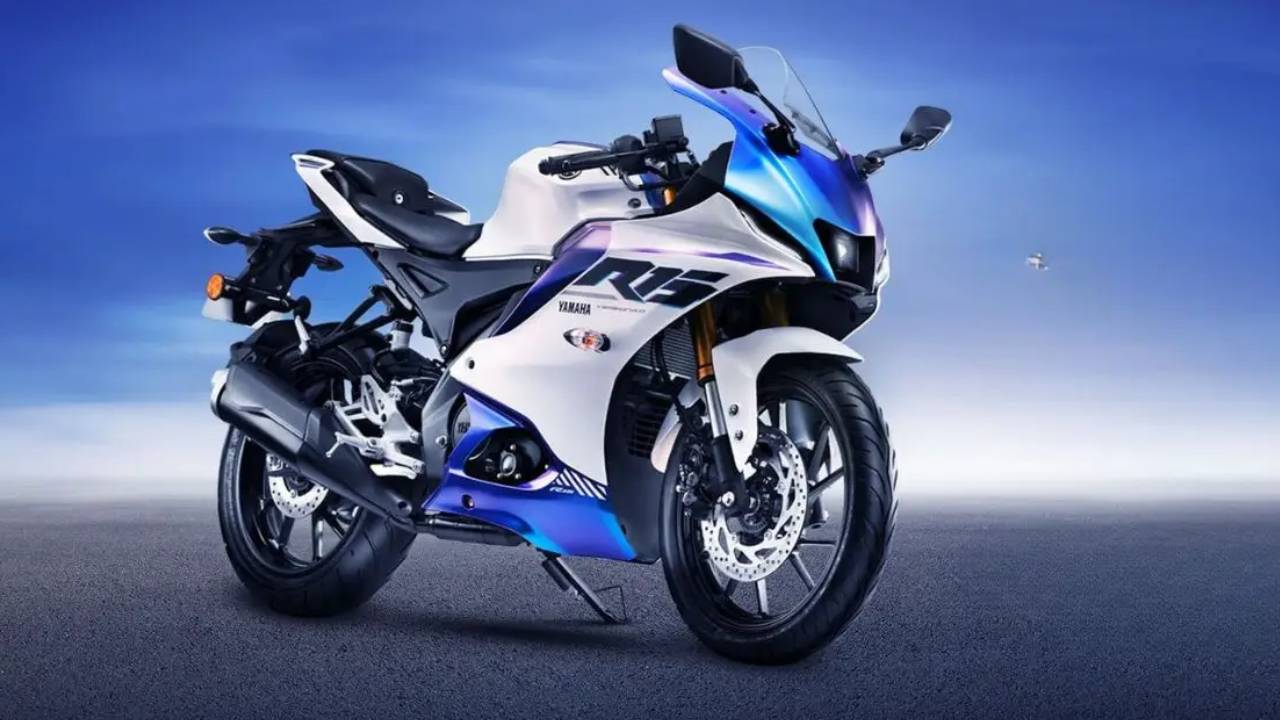 Yamaha R15 Price Cut