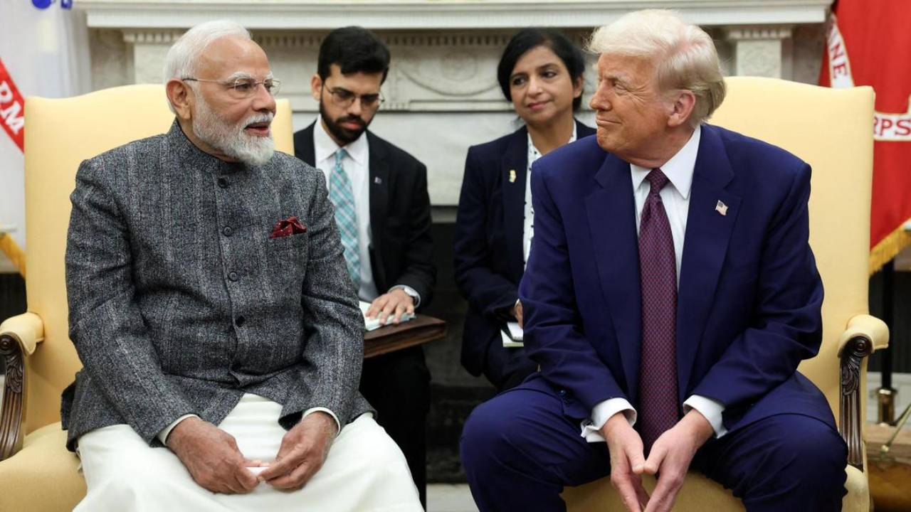 Donald Trump : ఇండియాపై మళ్లీ టారిఫ్ బాంబ్.. ట్రంప్ వార్నింగ్